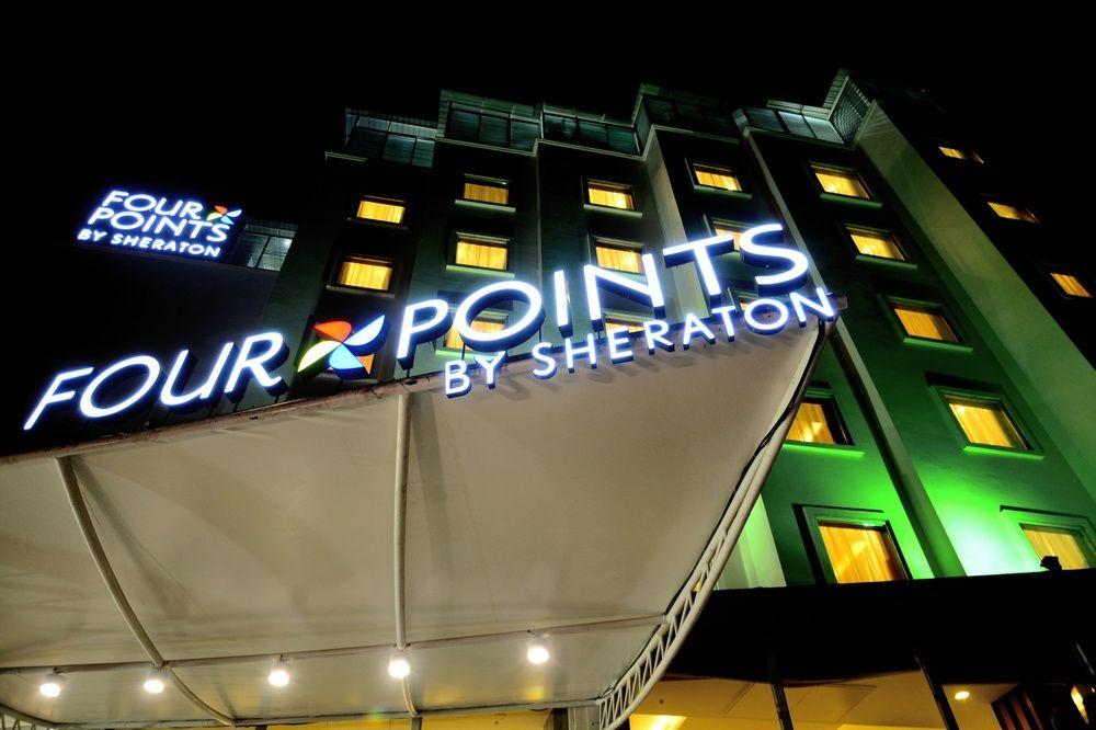 Four Points By Sheraton Vadodara Exteriör bild