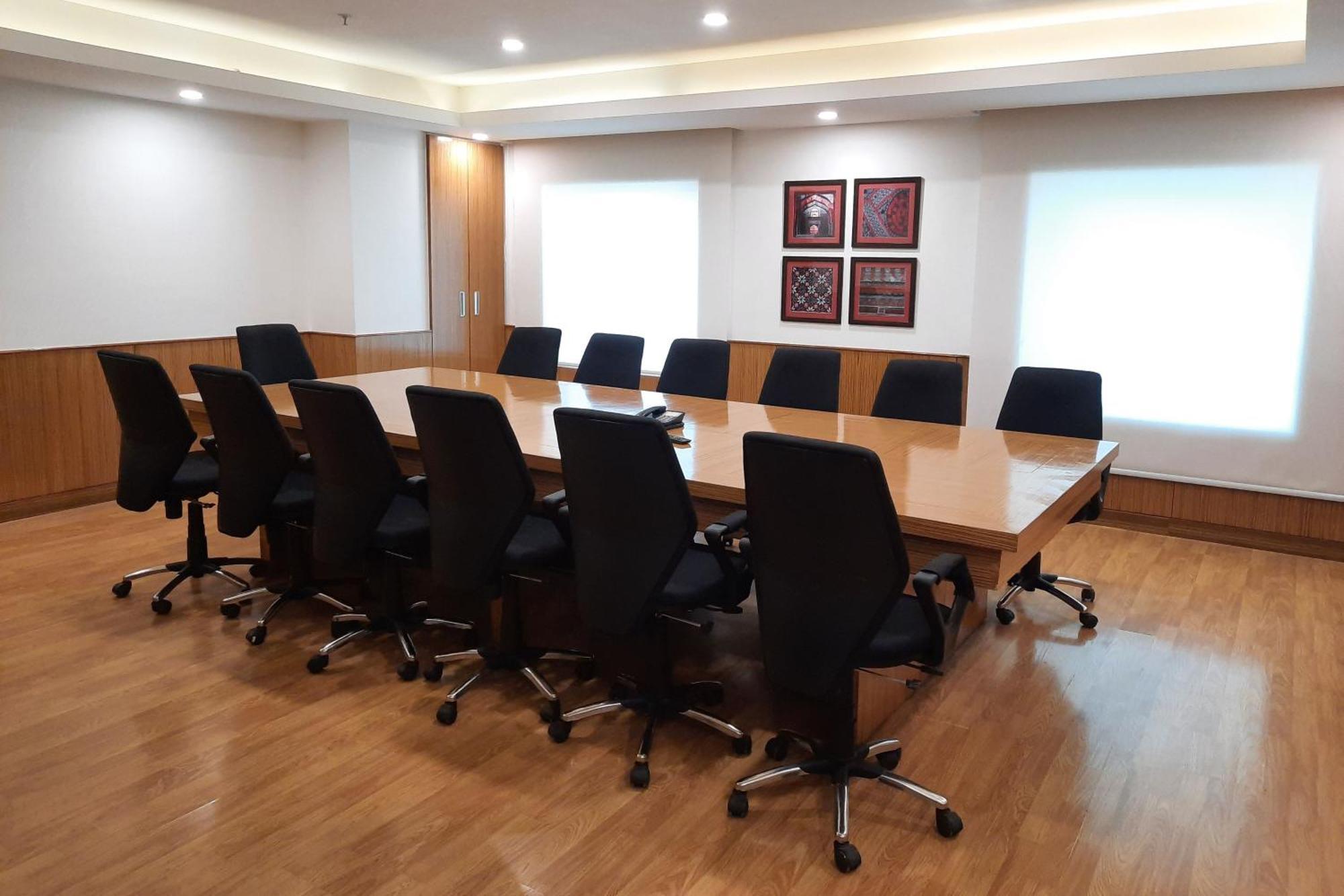 Four Points By Sheraton Vadodara Exteriör bild